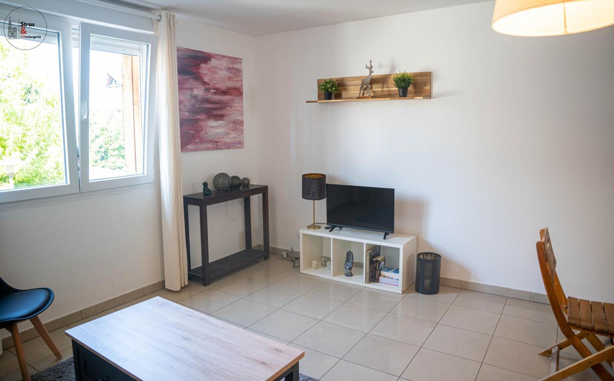 Spacieux Neudorf, * Strasbourg