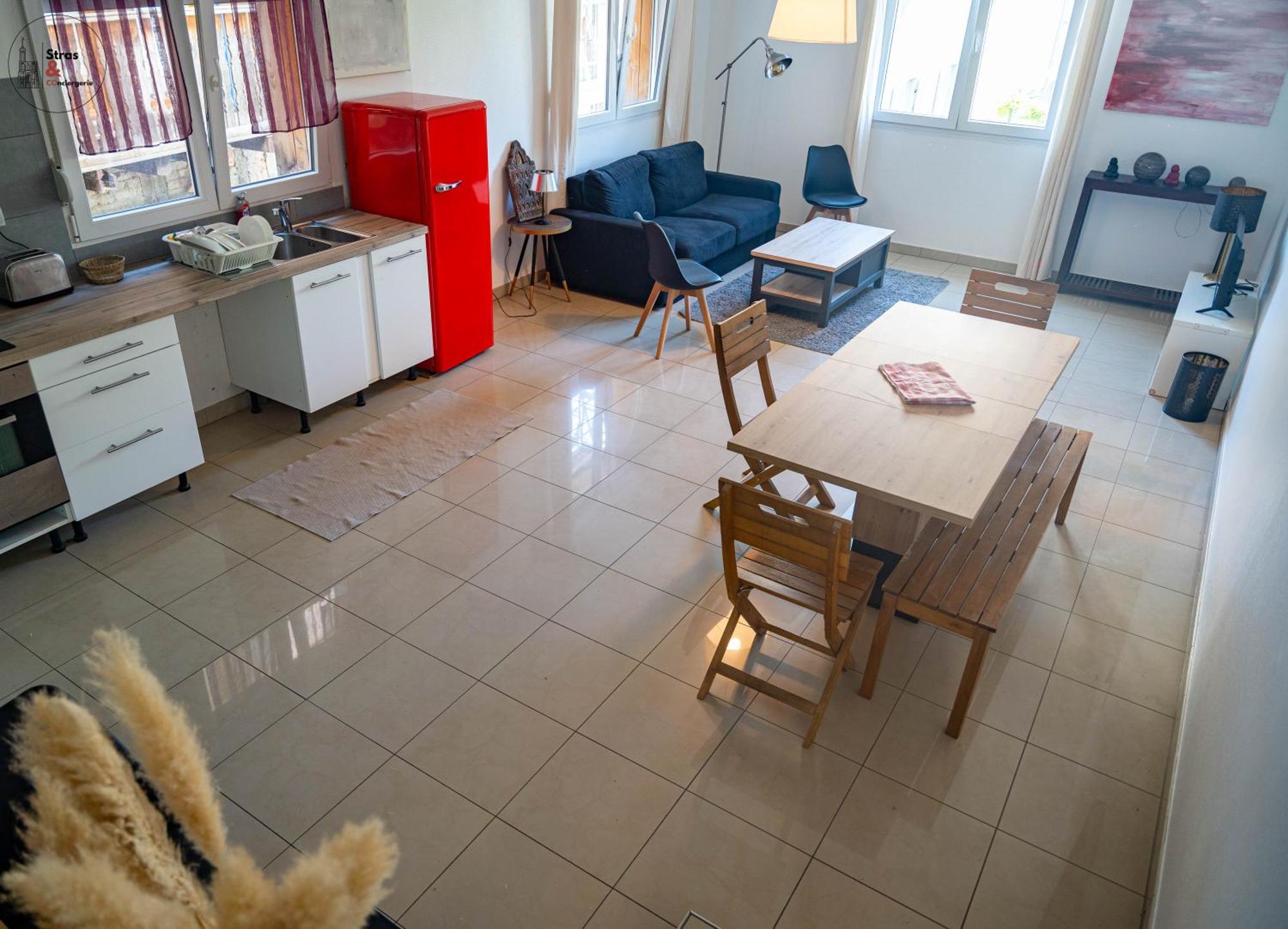 Spacieux Neudorf, Appartement